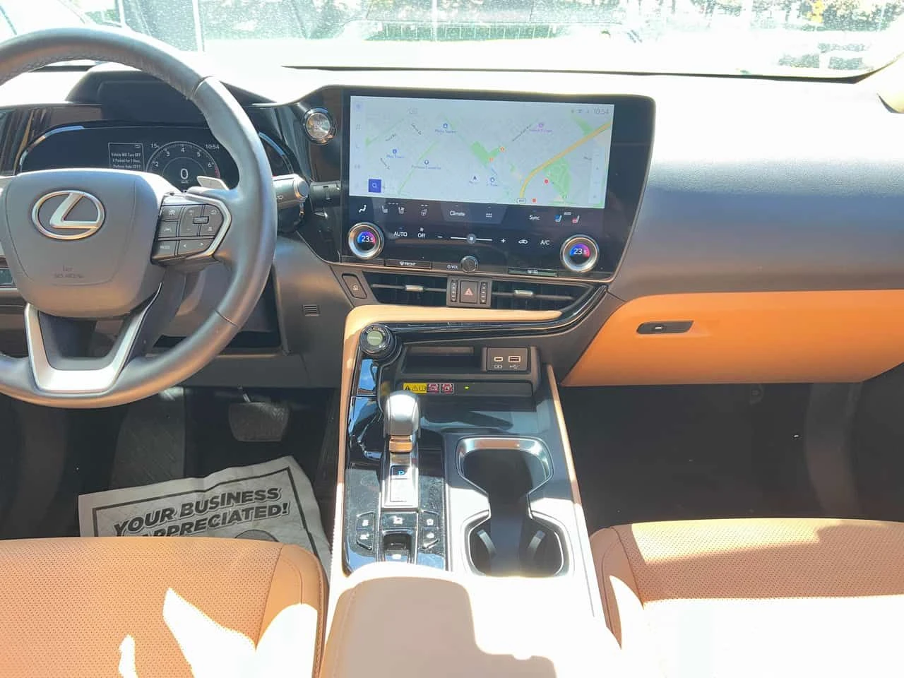 Lexus NX 350 | CARFAX | ПОДГРЕВ | ОБДУХВАНЕ | ОТ ЛЕКСУС | , снимка 9 - Автомобили и джипове - 54616489