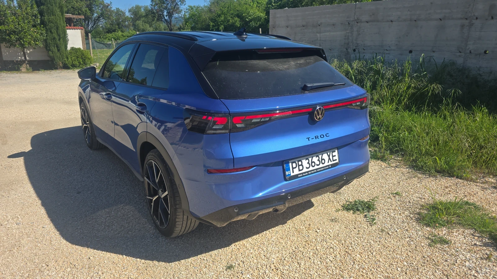 VW T-Roc R line, снимка 8 - Автомобили и джипове - 55503506