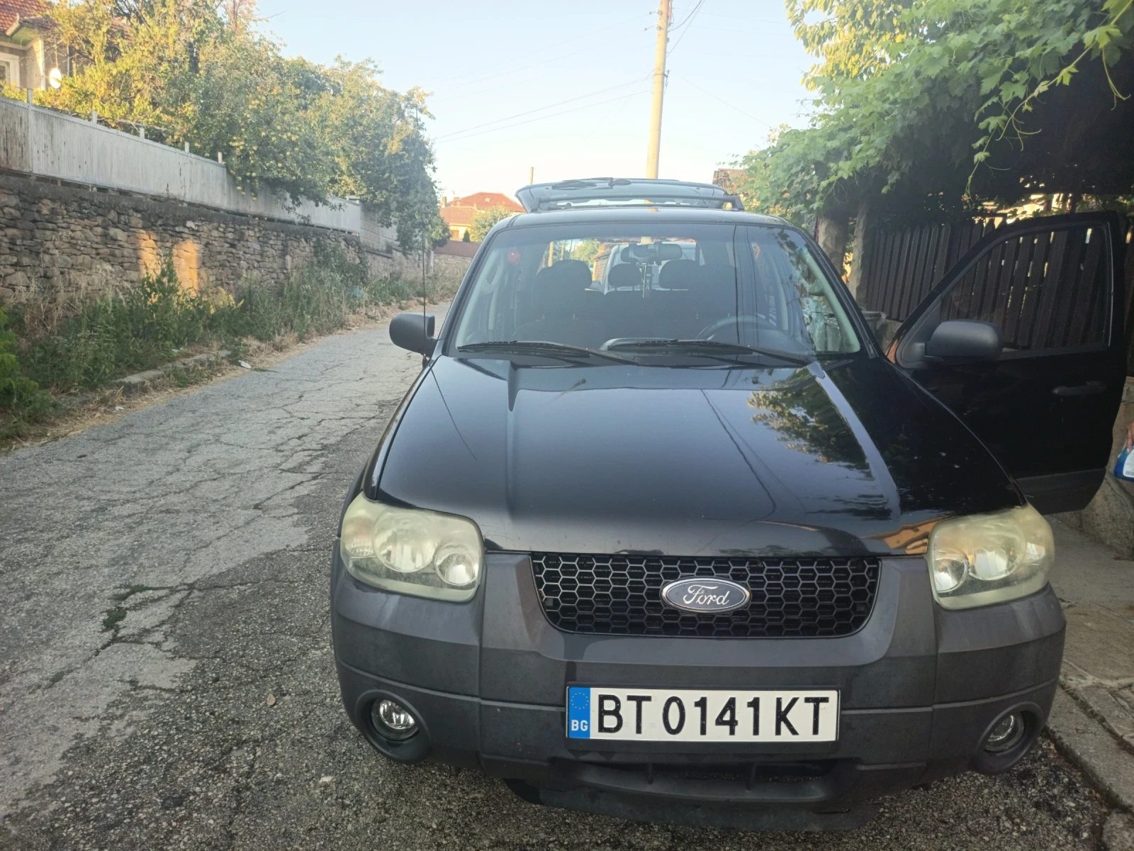 Ford Maverick 2, 3