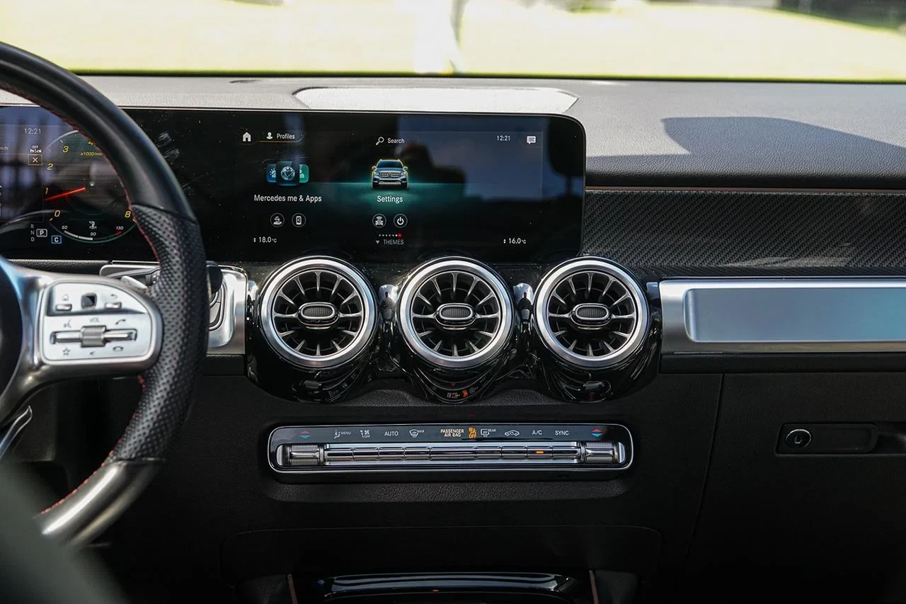Mercedes-Benz GLB 250 AMG* КРАЙНА ЦЕНА* , снимка 13 - Автомобили и джипове - 56116741