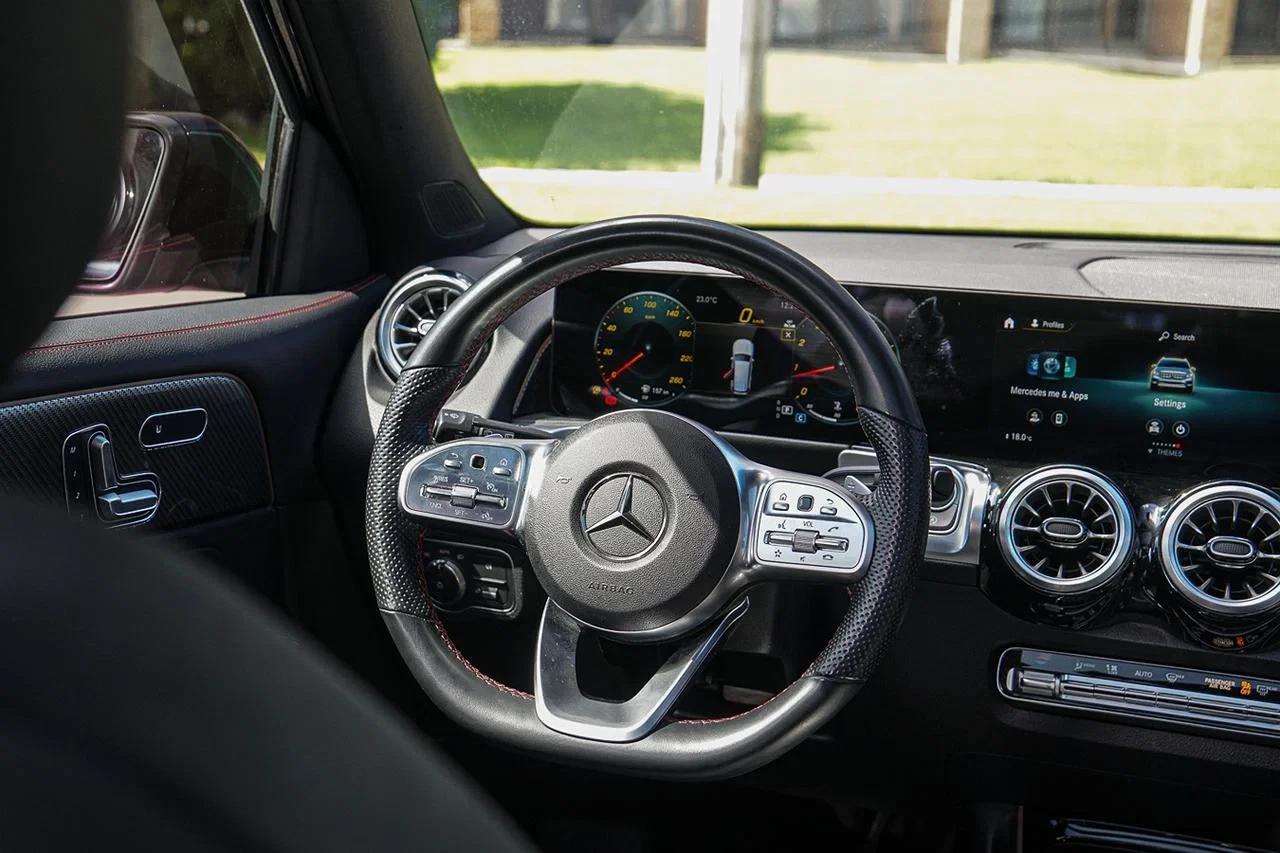Mercedes-Benz GLB 250 AMG* КРАЙНА ЦЕНА* , снимка 10 - Автомобили и джипове - 56116741