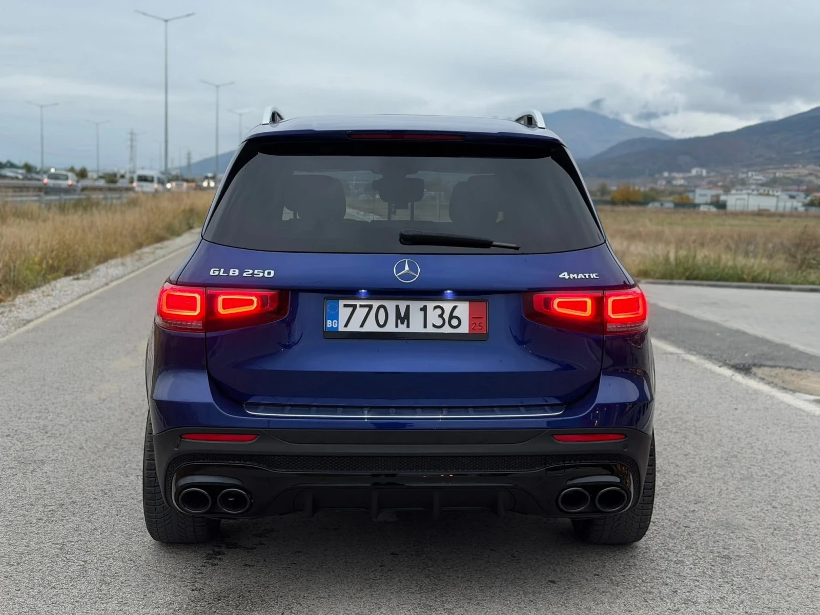 Mercedes-Benz GLB 250, снимка 8 - Автомобили и джипове - 56295596