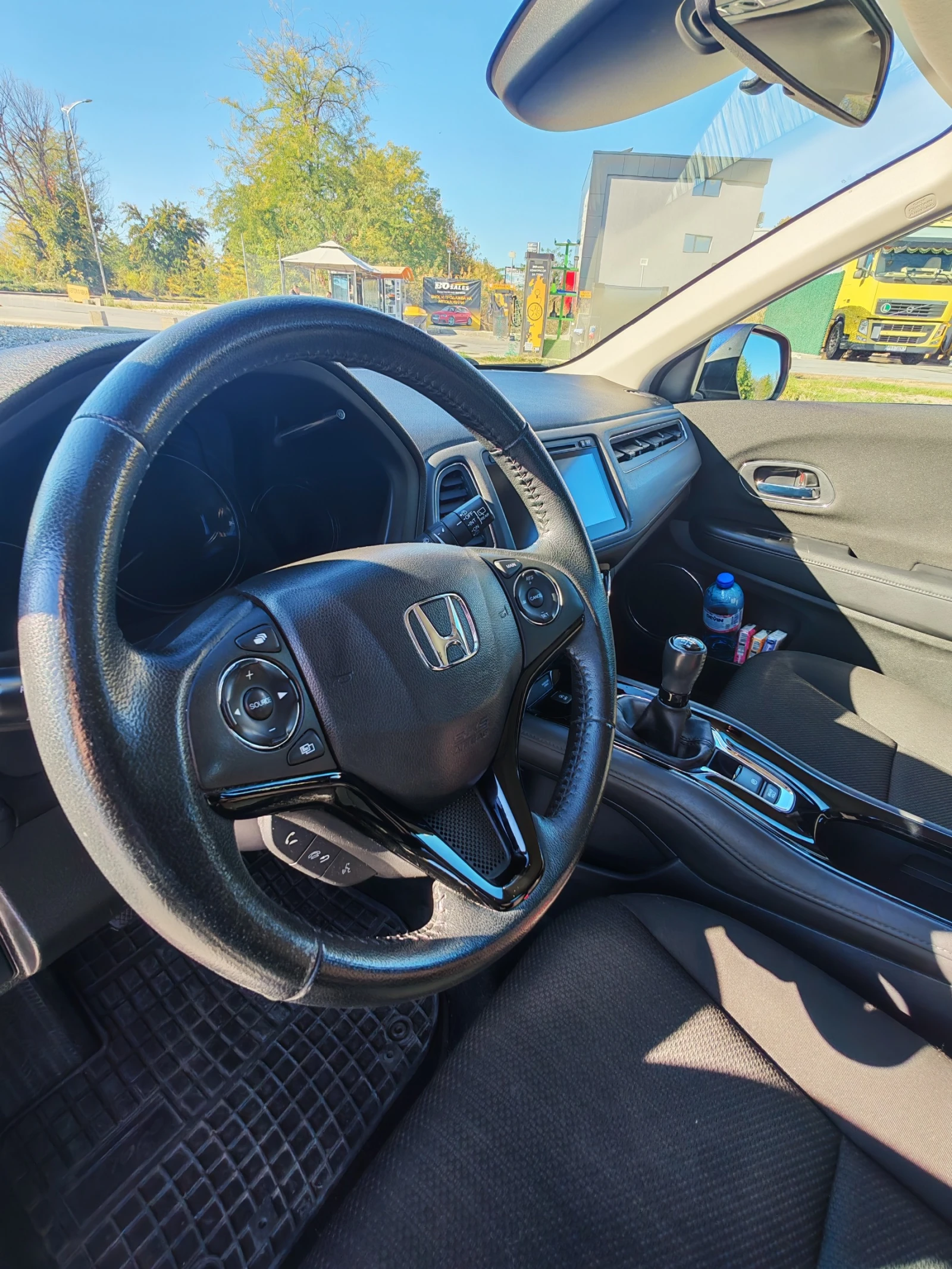 Honda Hr-v Elegance, снимка 7 - Автомобили и джипове - 56542164