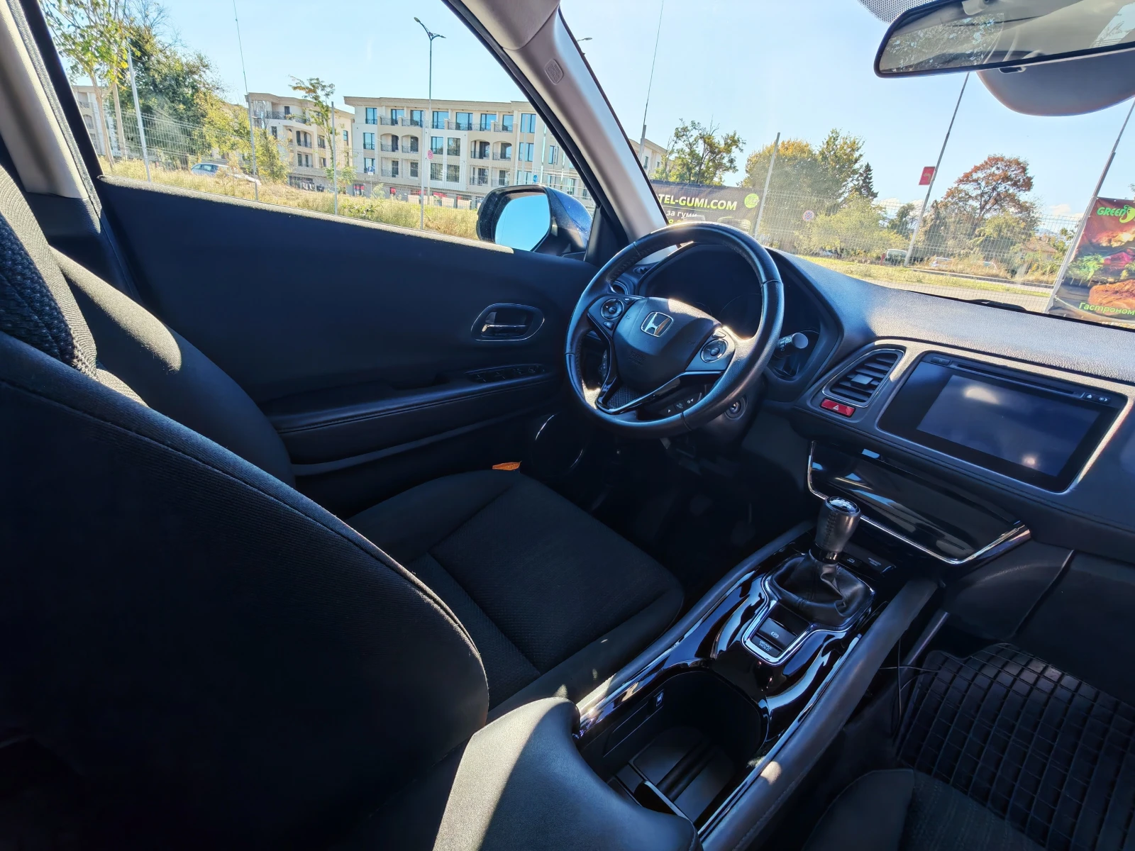 Honda Hr-v Elegance, снимка 5 - Автомобили и джипове - 56542164