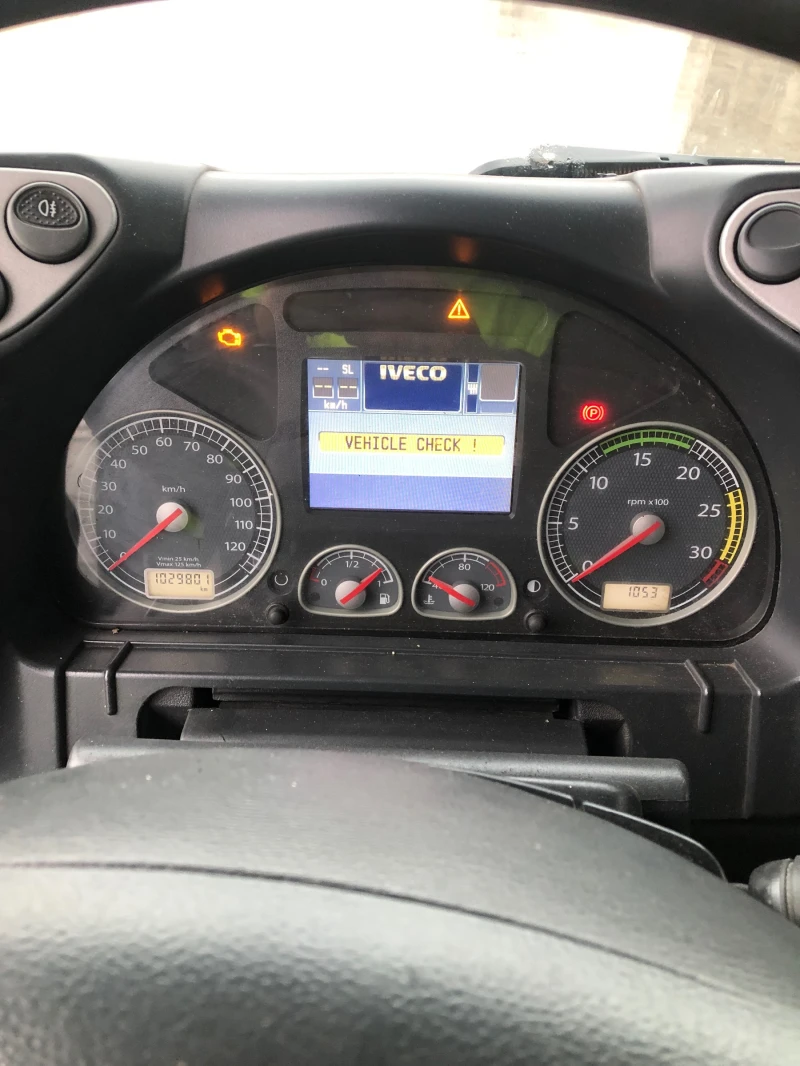 Iveco Stralis AT26S360, снимка 6 - Камиони - 52174508