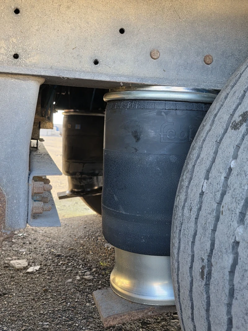 Iveco Stralis 460, снимка 9 - Камиони - 53055444