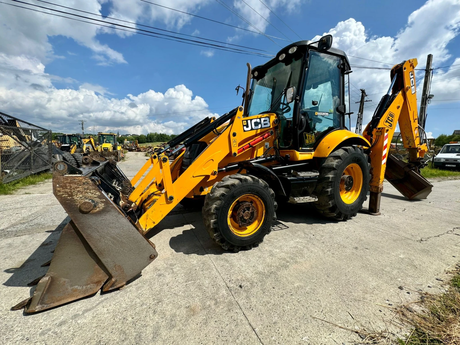 Телескопични товарачи JCB 3CX  - изображение 4