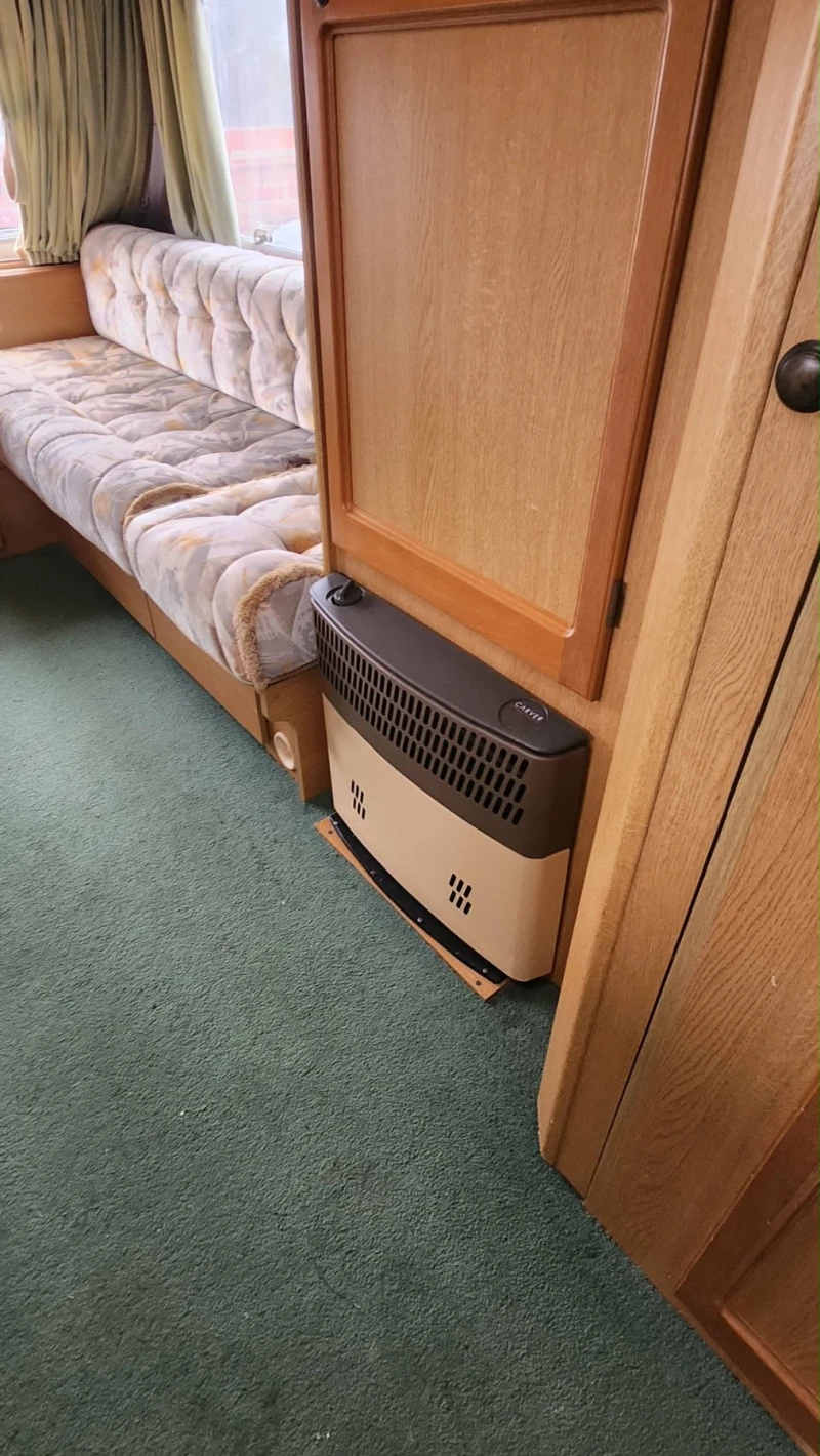 Каравана ABI Orbit, снимка 6 - Каравани и кемпери - 53406500