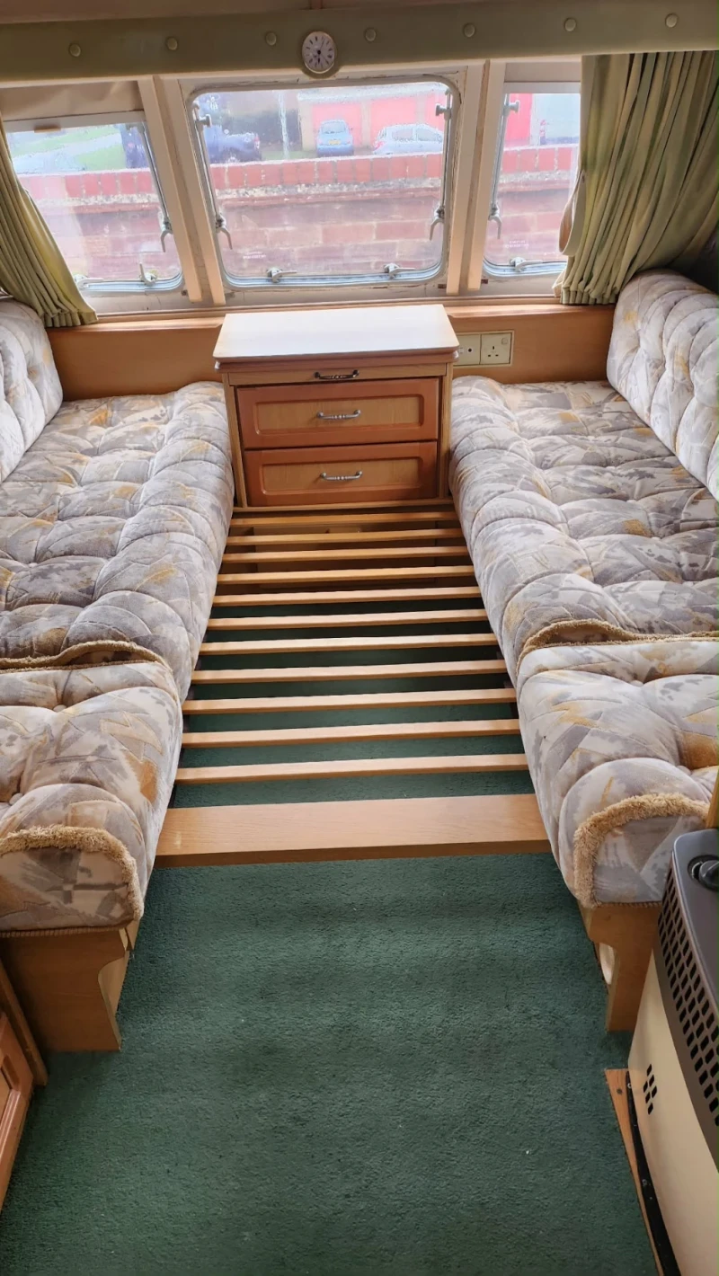 Каравана ABI Orbit, снимка 14 - Каравани и кемпери - 53406500