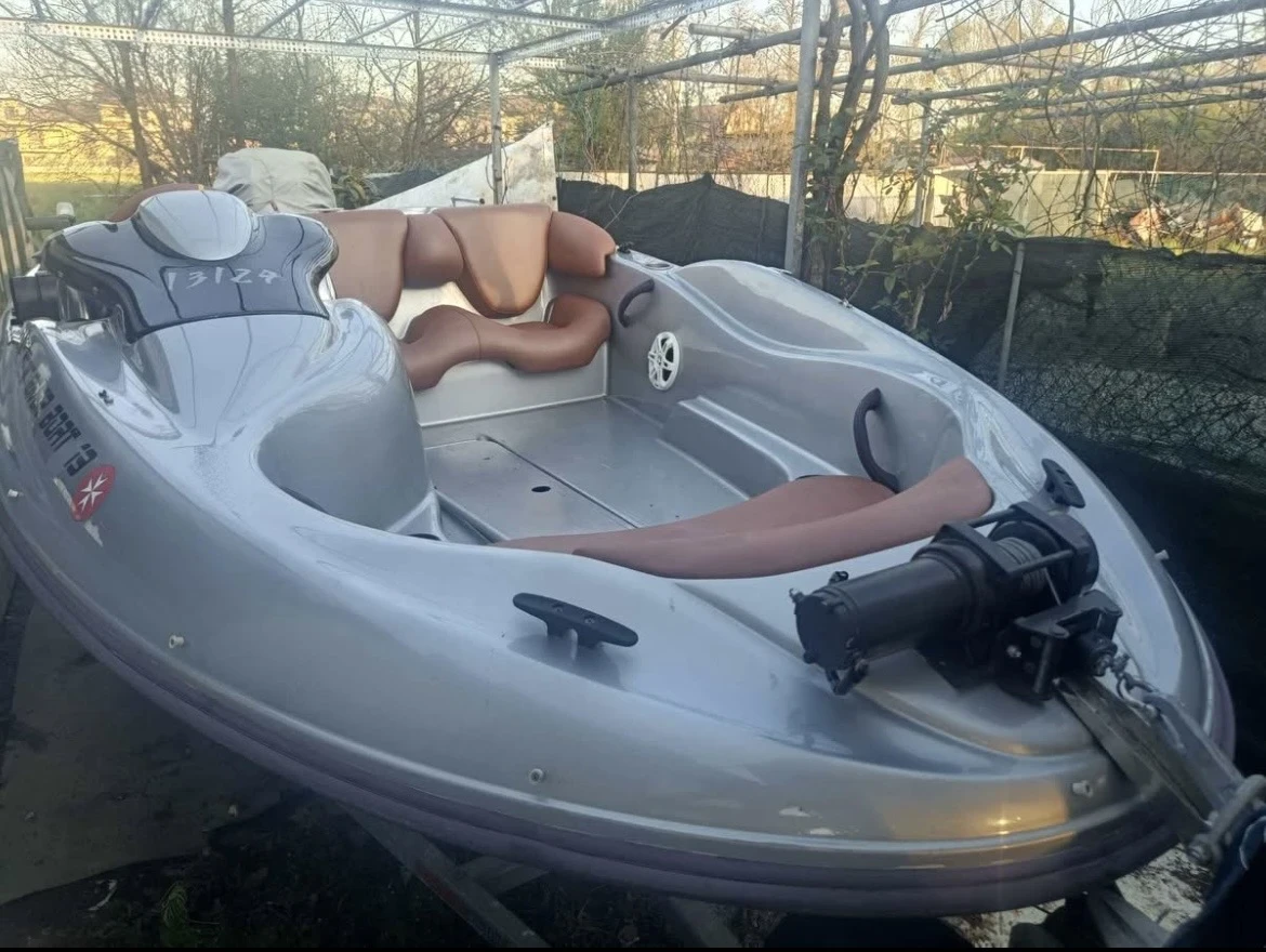 Джет Bombardier Sea Doo Speedster