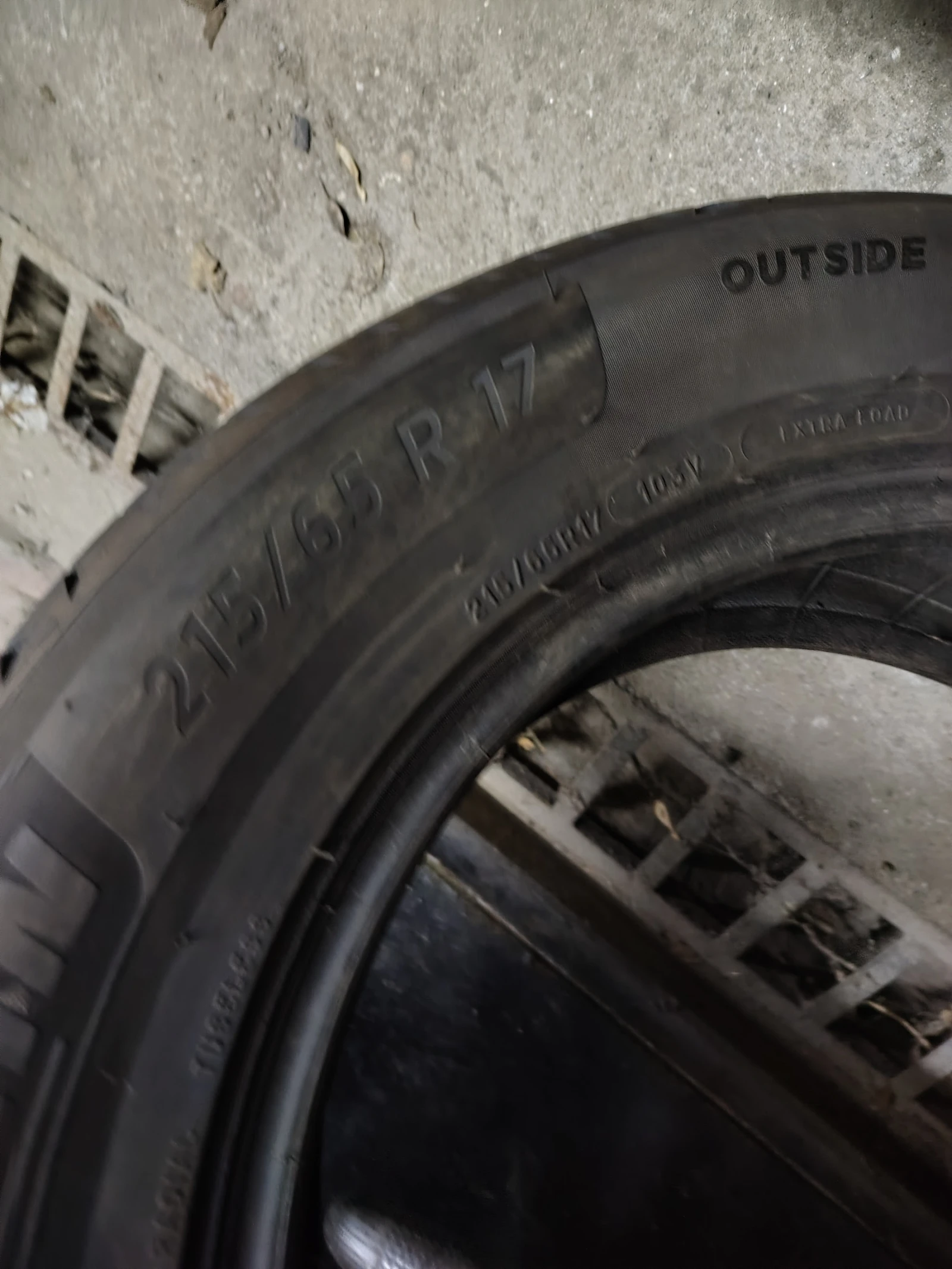 Гуми Летни 215/65R17, снимка 6 - Гуми и джанти - 53776089