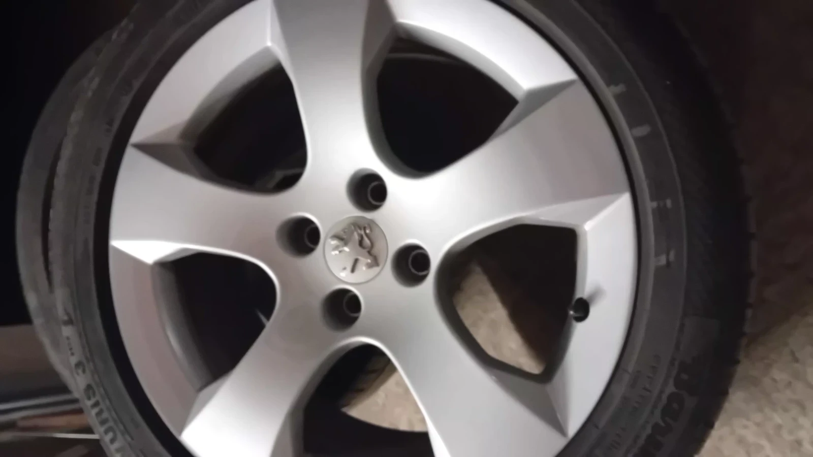 Гуми с джанти Barum 225/55R17, снимка 3 - Гуми и джанти - 54059373