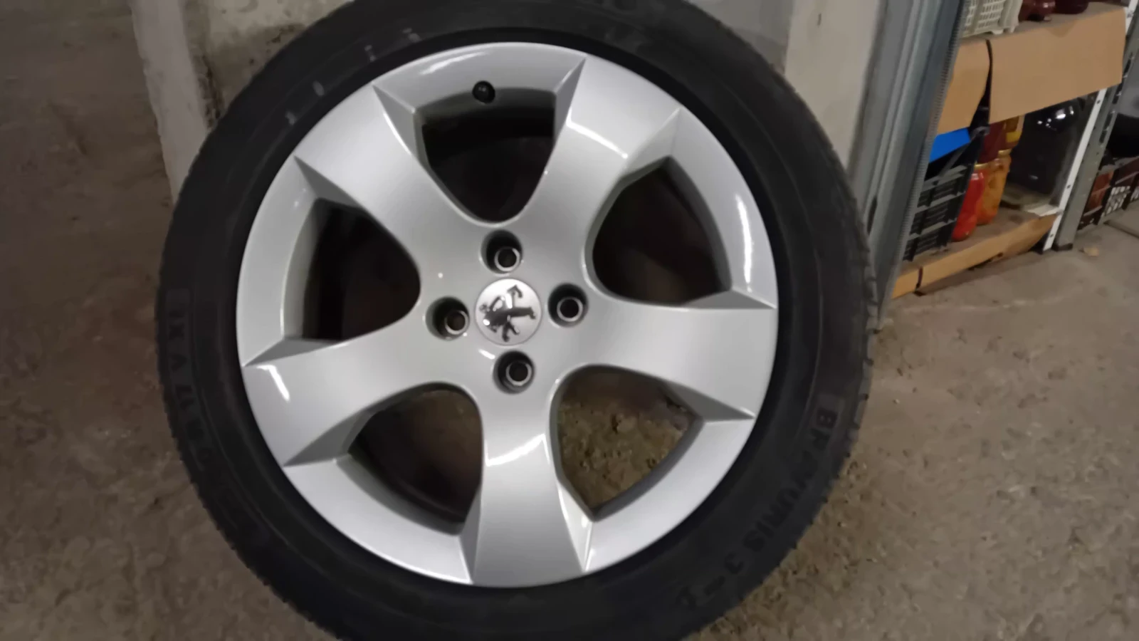 Гуми с джанти Barum 225/55R17, снимка 4 - Гуми и джанти - 54059373