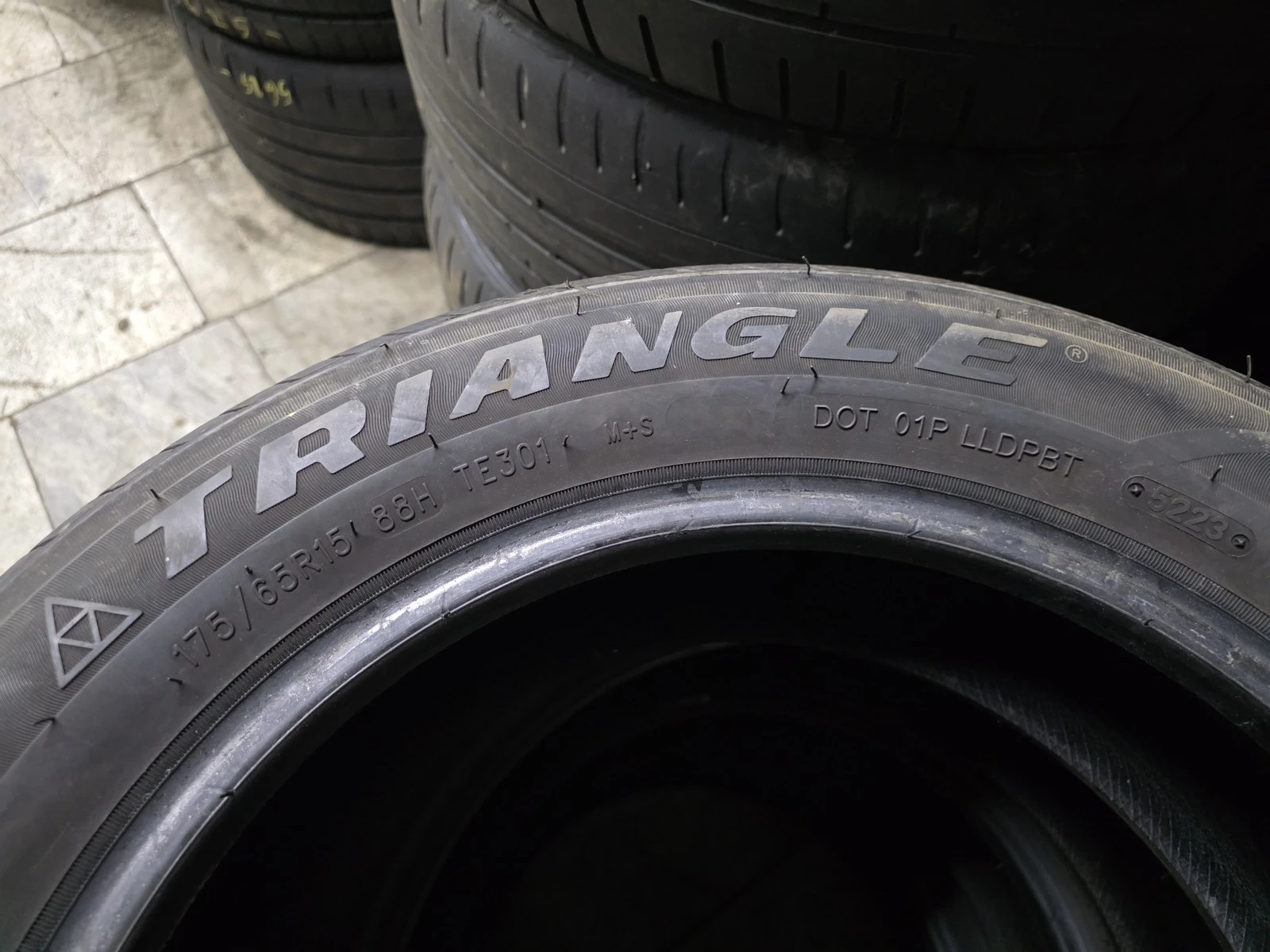 Гуми Летни 175/65R15, снимка 8 - Гуми и джанти - 56664501