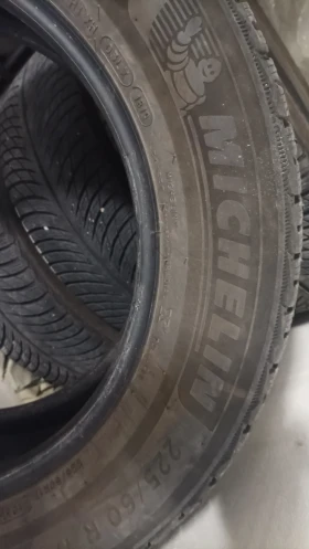 Гуми Зимни 225/60R17, снимка 2 - Гуми и джанти - 47991005