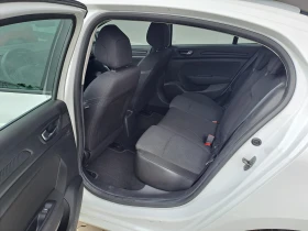 Renault Megane 1.3 Sedan TCe Life  140к.с., снимка 8