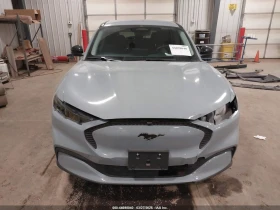 Ford Mustang Mach-E * SELECT * CARFAX * АВТОФИНАНСИРАНЕ, снимка 3