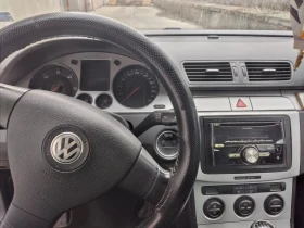 VW Passat Комби, снимка 11