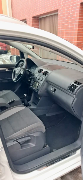 VW Touran Life 6+ 1 Панорама - 7999 € / 15644.68 лв. - 39378300 10