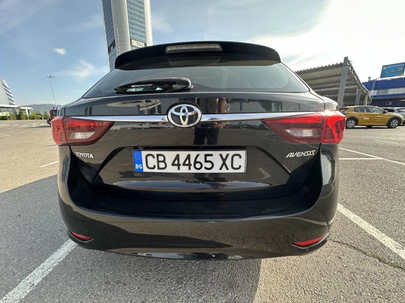 Toyota Avensis, снимка 3 - Автомобили и джипове - 47015820