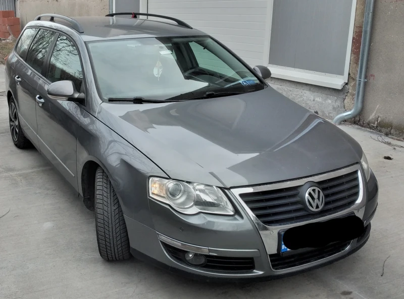 VW Passat Комби, снимка 1 - Автомобили и джипове - 47334085