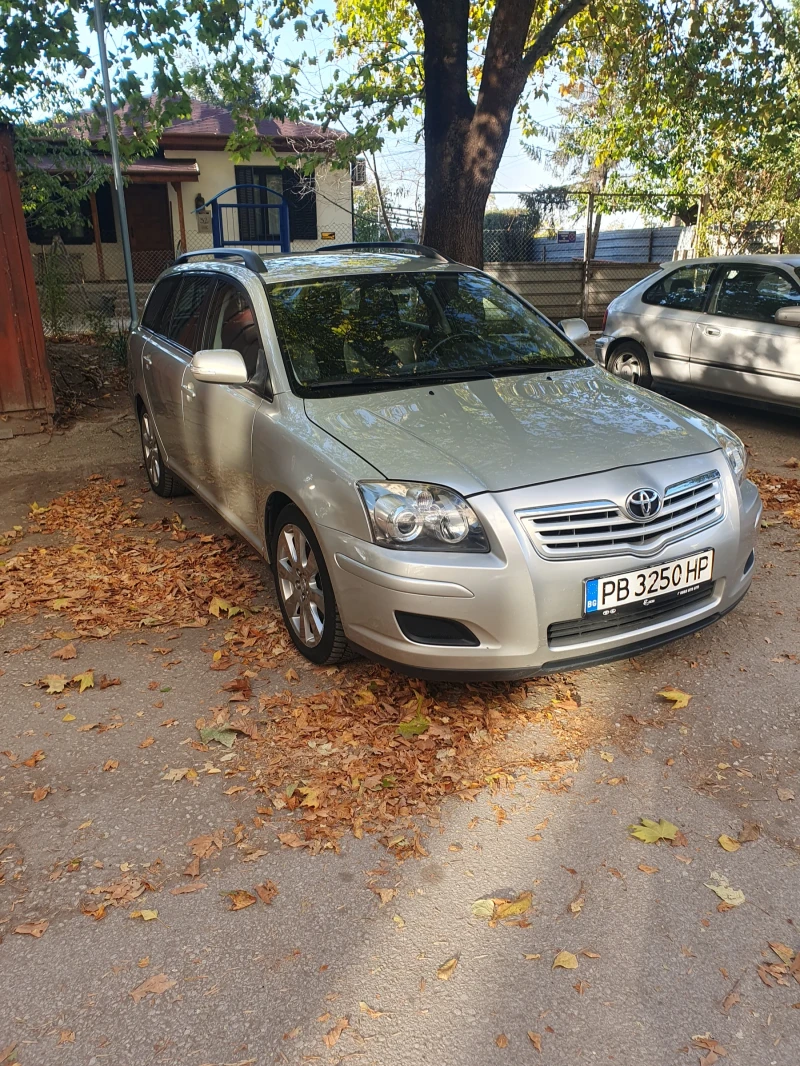 Toyota Avensis D4D 2.0 6 скорости, снимка 2 - Автомобили и джипове - 47608532