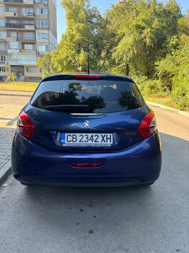 Peugeot 208 1.4 vti 95к.с, снимка 10 - Автомобили и джипове - 49327821