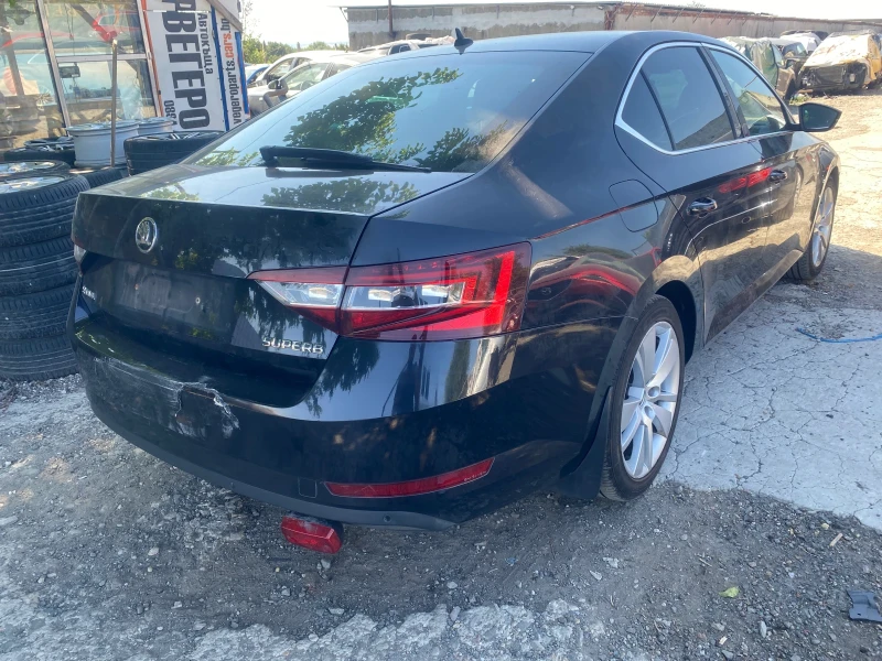 Skoda Superb 2.0tdi, снимка 4 - Автомобили и джипове - 50984774