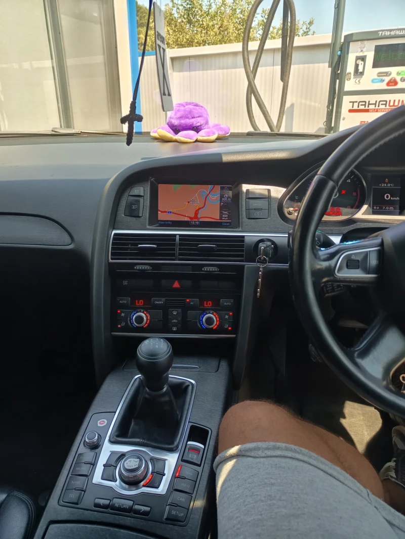 Audi A6 2.0ТДИ ДЕСЕН ВОЛАН , снимка 6 - Автомобили и джипове - 51340840