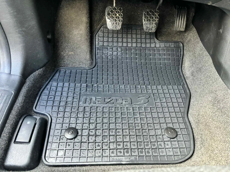 Mazda 3 MZR BL, снимка 12 - Автомобили и джипове - 52247700