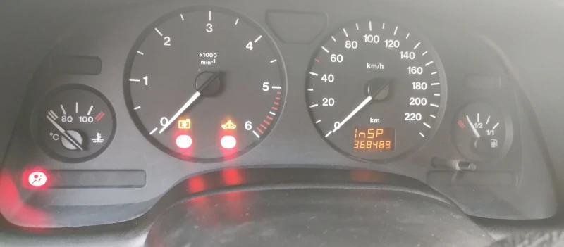 Opel Astra 1.7 TDI, снимка 8 - Автомобили и джипове - 52883560