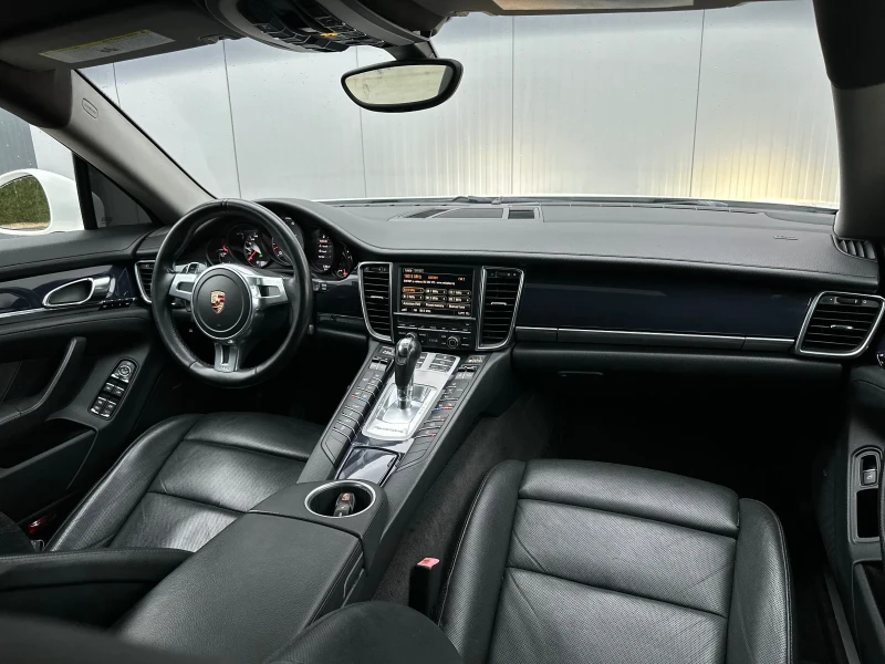 Porsche Panamera 4S/GTS/PACK/22* Rims/Bose/PDK/Щори/FULL MAX/KeyLes, снимка 13 - Автомобили и джипове - 53045582