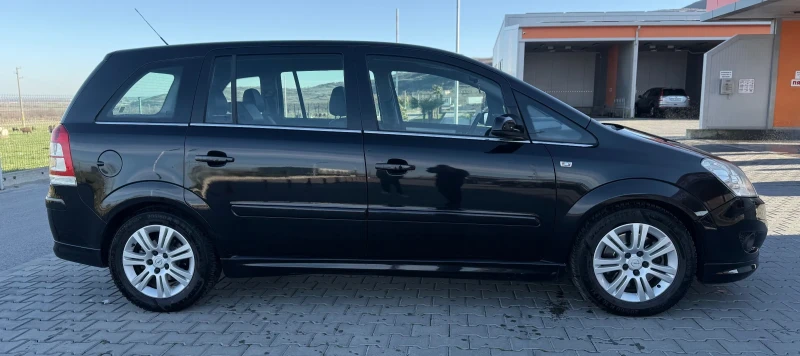 Opel Zafira, снимка 6 - Автомобили и джипове - 53064924