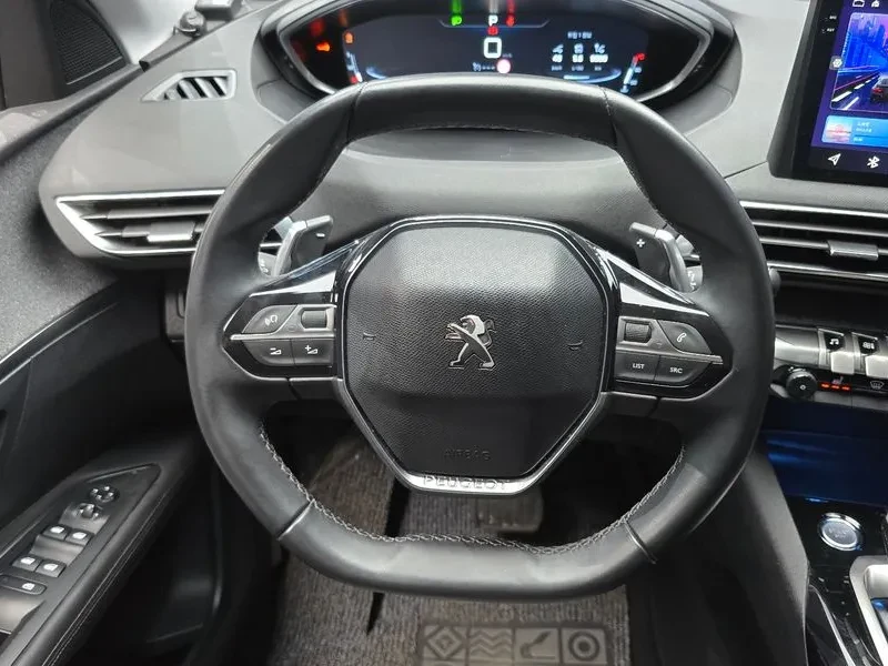 Peugeot 3008 1.6 BlueHDI, снимка 14 - Автомобили и джипове - 54298777