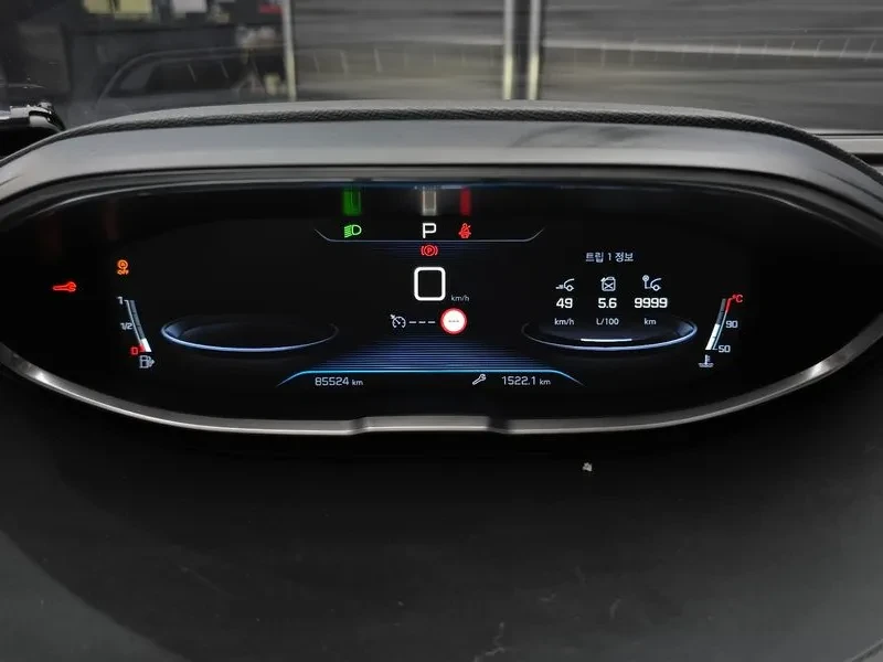 Peugeot 3008 1.6 BlueHDI, снимка 8 - Автомобили и джипове - 54298777