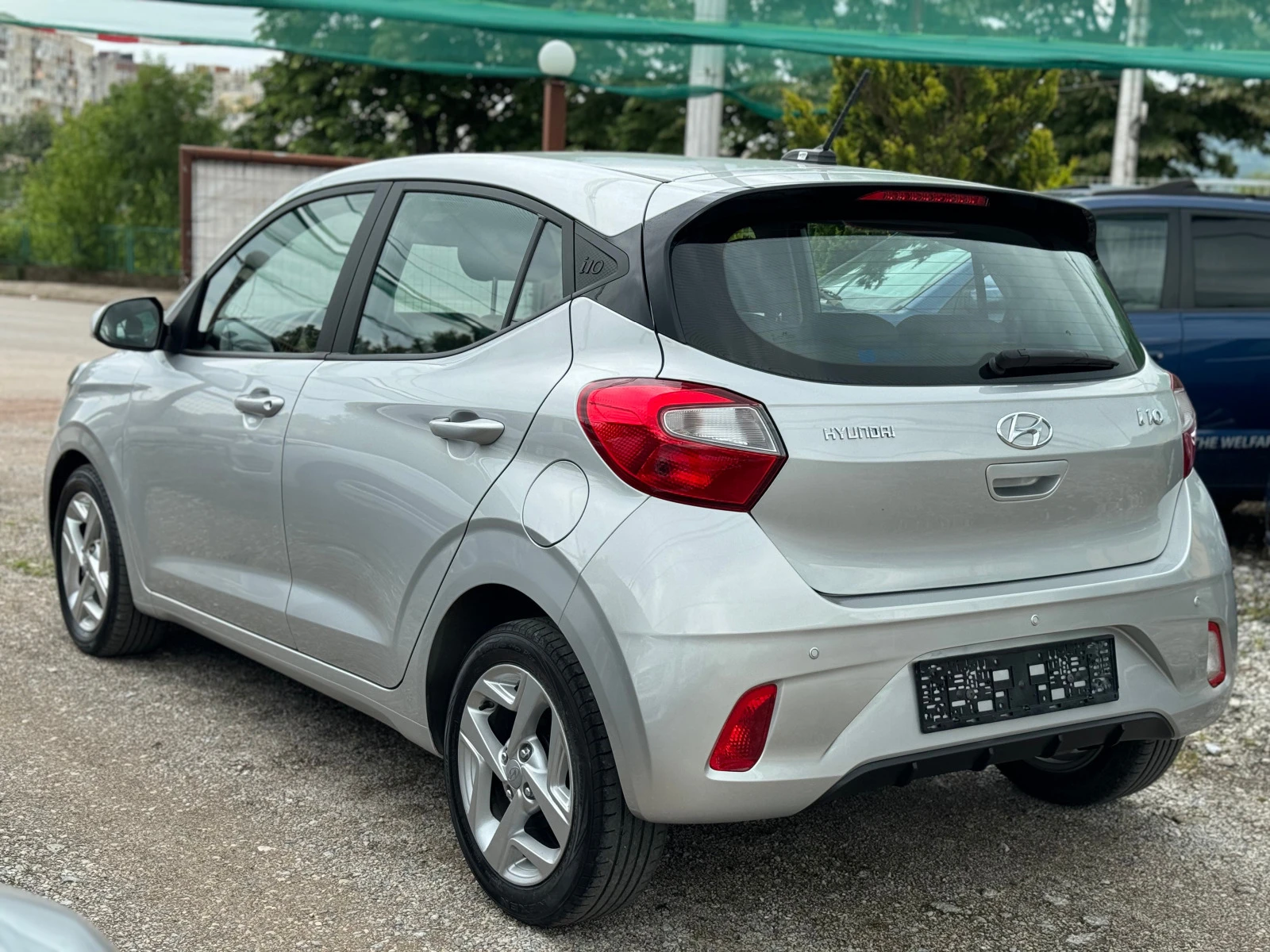 Hyundai I10 1.0i EURO 6D - изображение 3