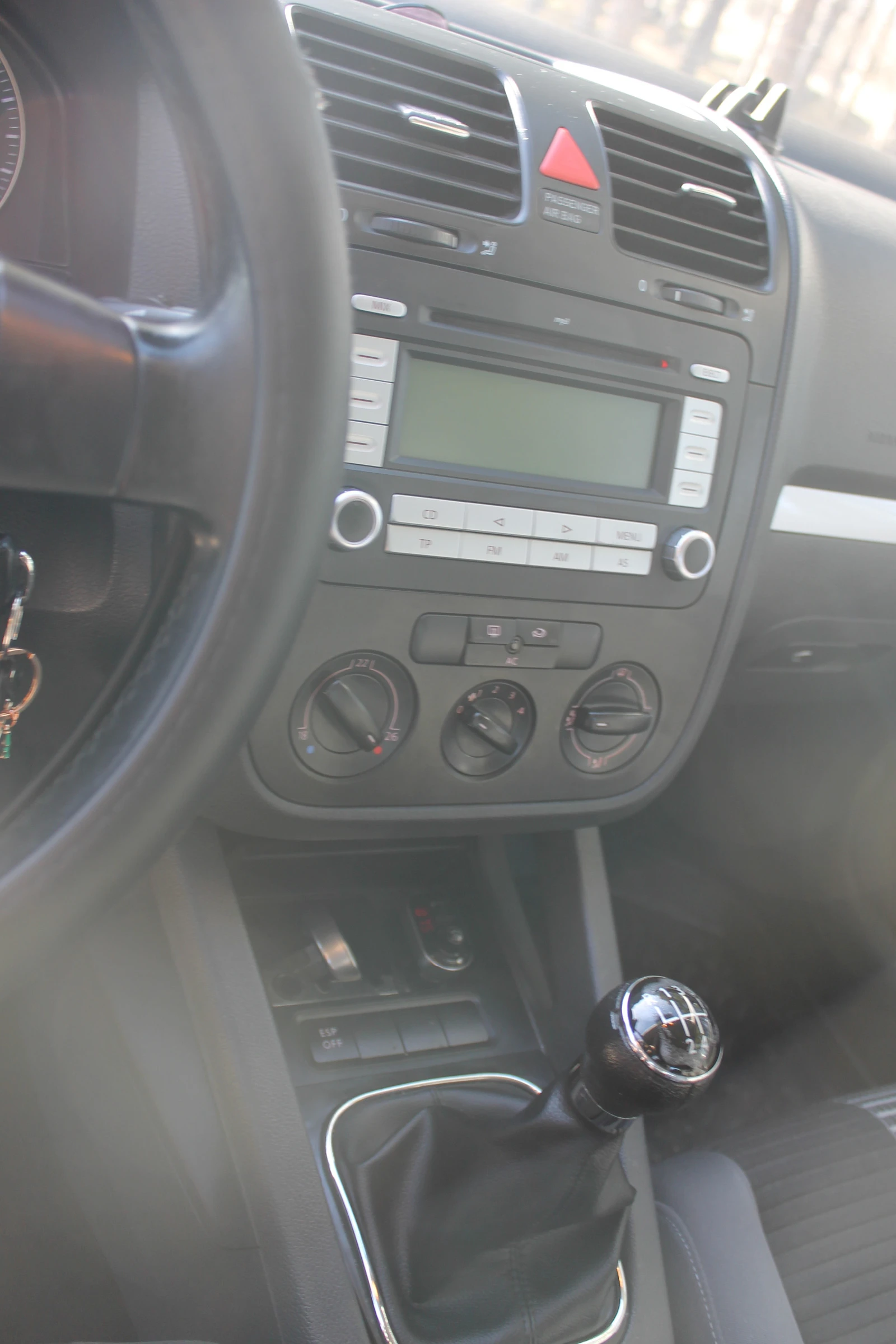 VW Golf -  LANDI RENCO | Mobile.bg   13