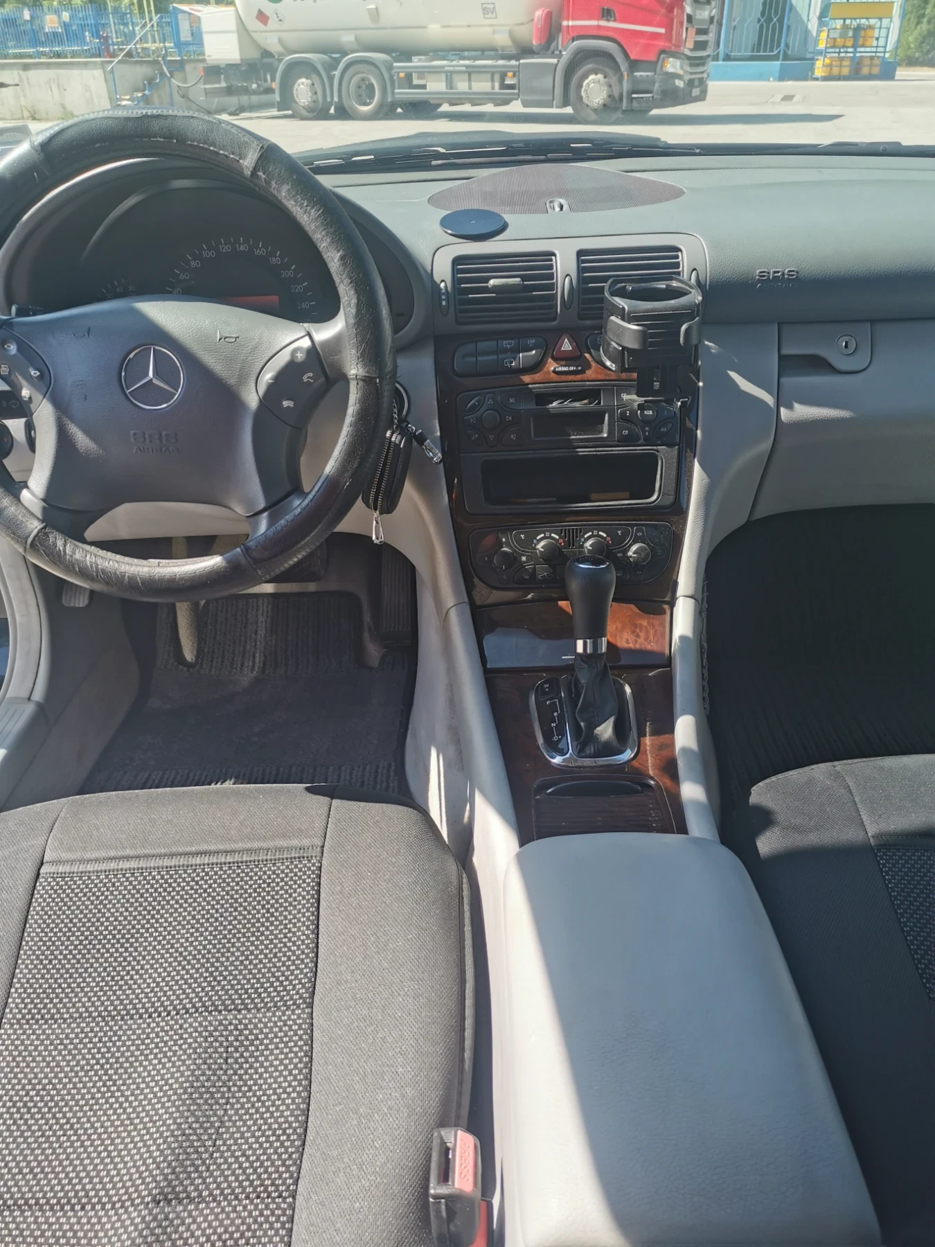 Mercedes-Benz C 220  - изображение 8