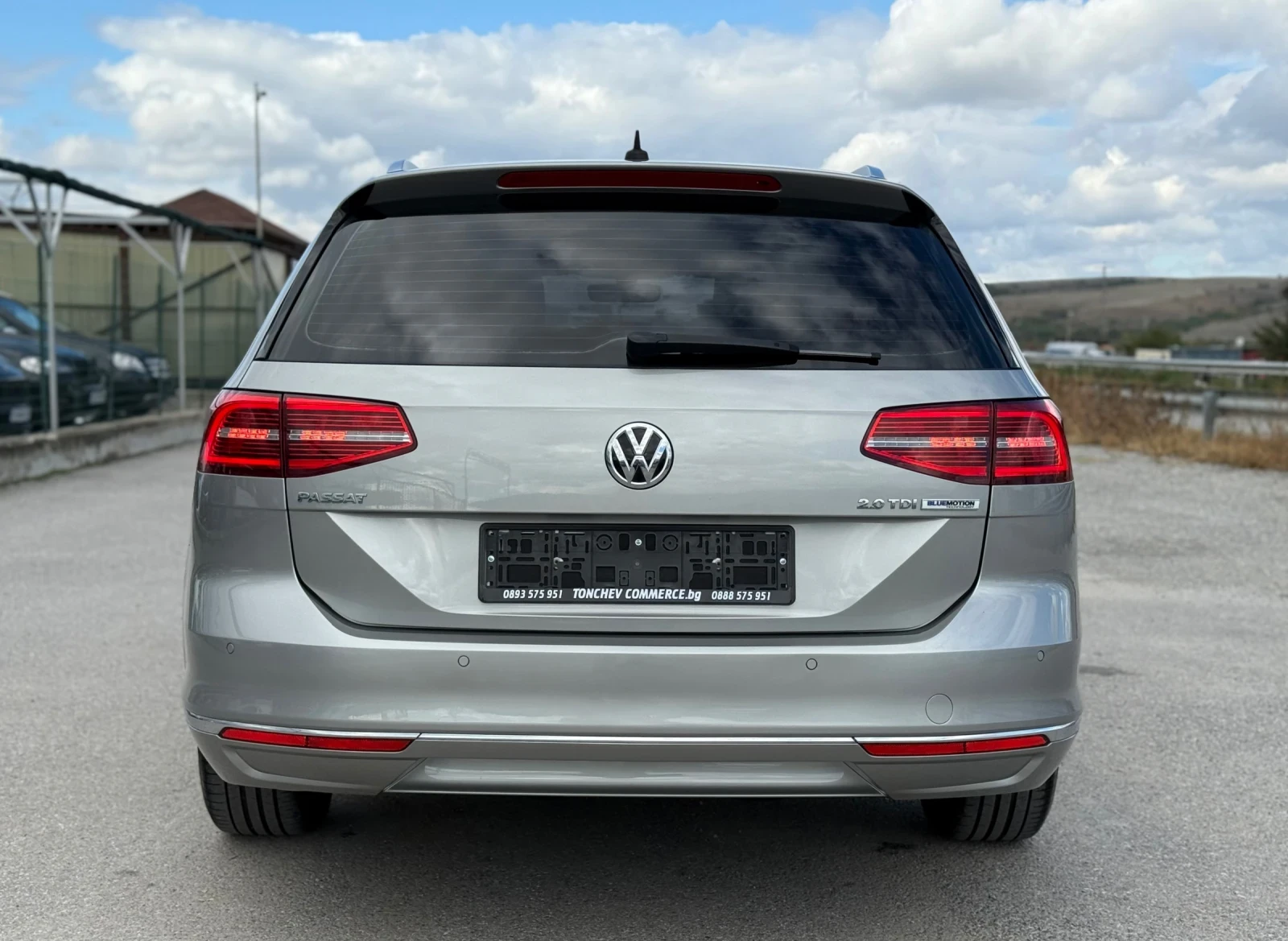 VW Passat 2.0-TDI-6-speed-HIGLINE-172.000km-DIGITAL-KAMERA - изображение 5