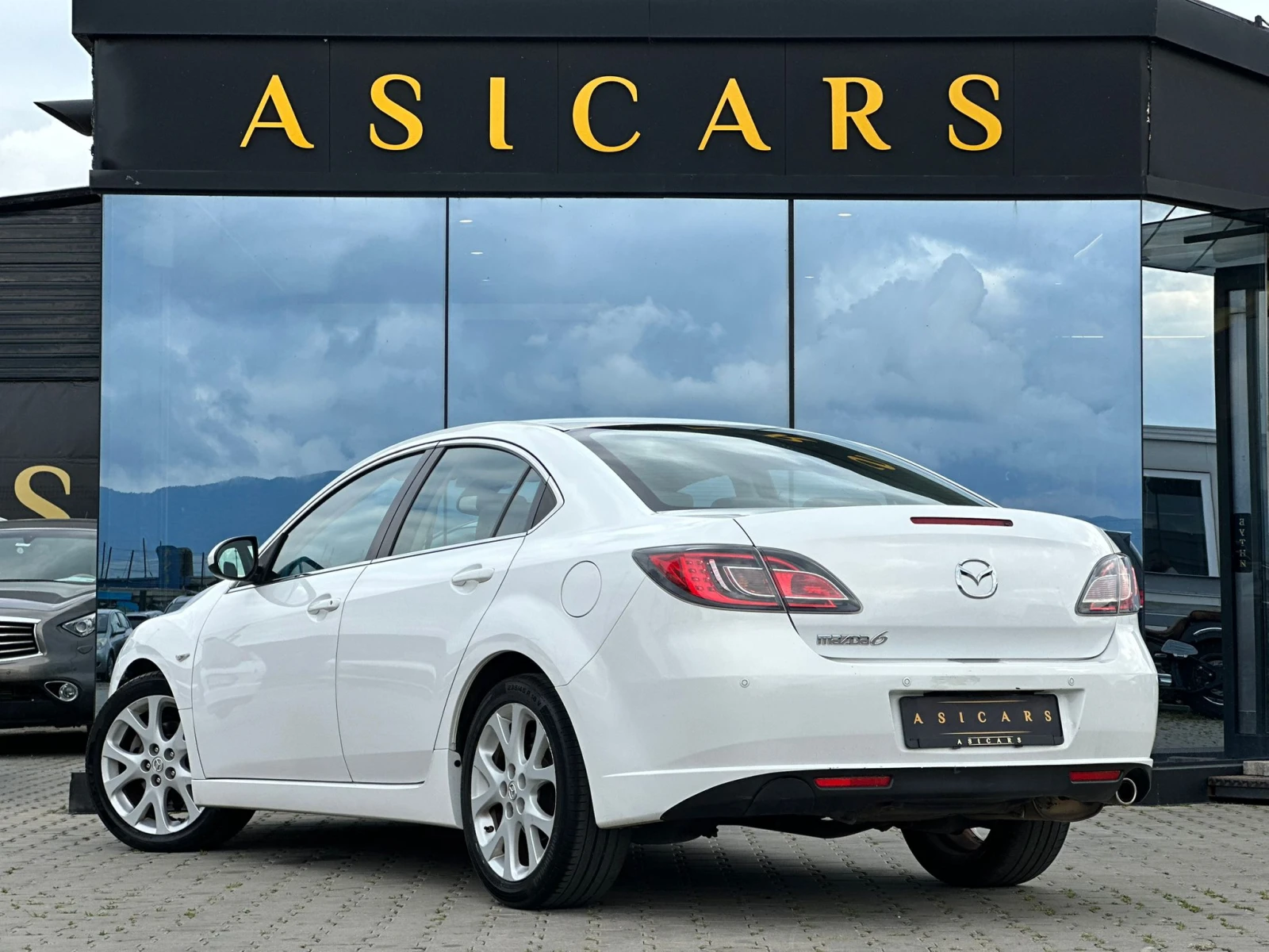Mazda 6 / 2.2D / 163HP / РЕГИСТРИРАНА / ПЛАТЕНО КАСКО / - изображение 3