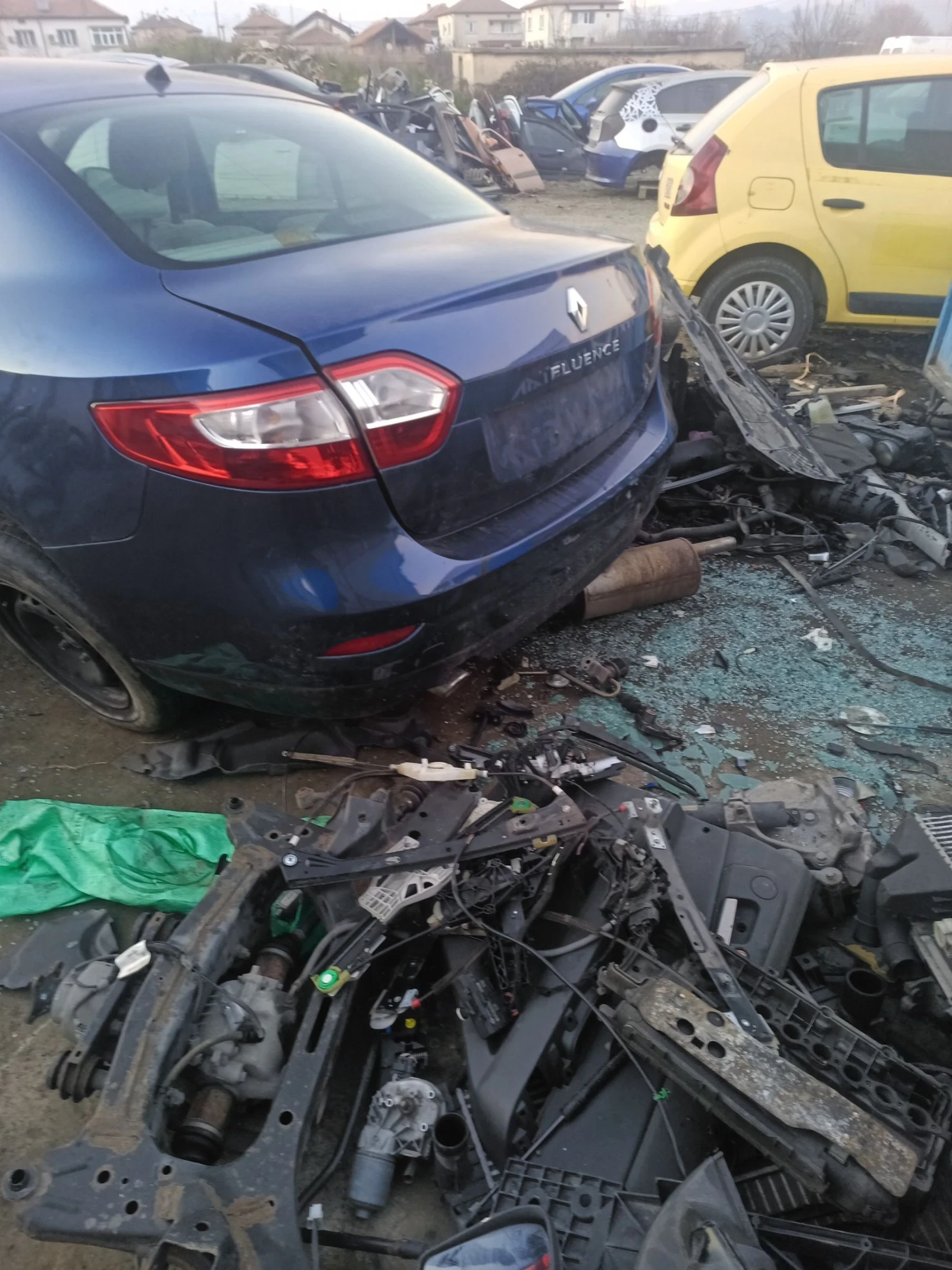 Renault Fluence Без двигател - изображение 3