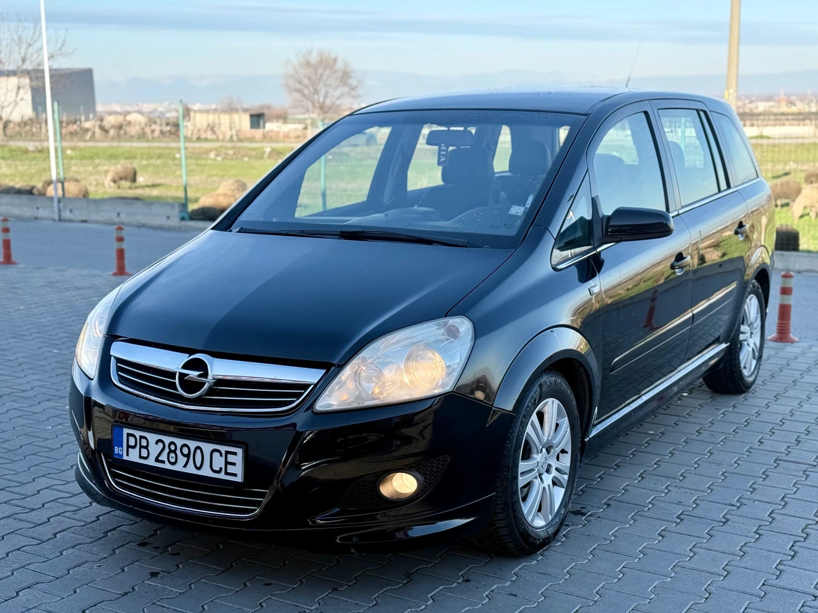 Opel Zafira  - изображение 5