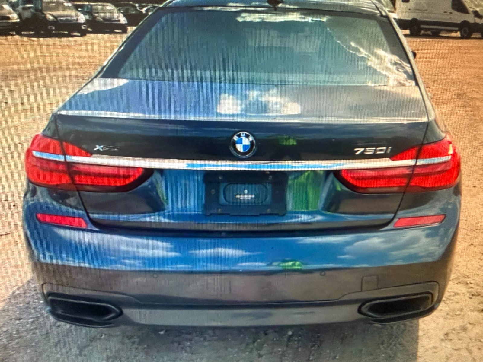 BMW 750 xDrive ��������� | Mobile.bg � ����������� 11