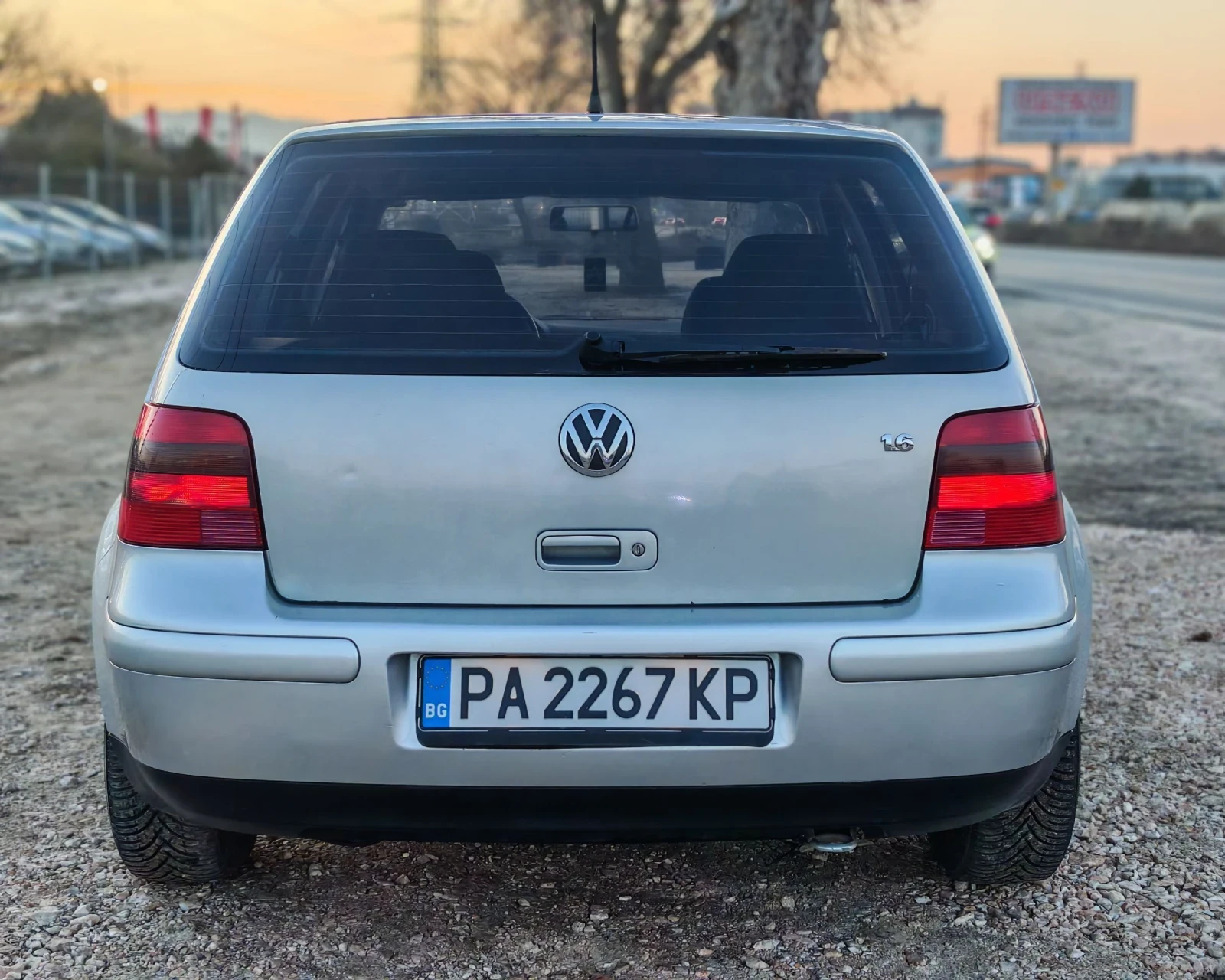 VW Golf 1.6 101 К.С. ГАЗ БЕНЗИН! РЕГИСТРАЦИЯ!  - изображение 6