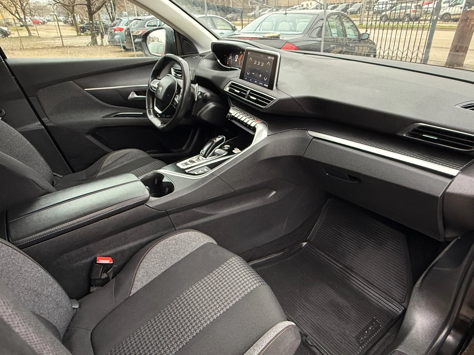 Peugeot 5008 1.5 HDI/ AUTOMAT/ FULL LED - изображение 9