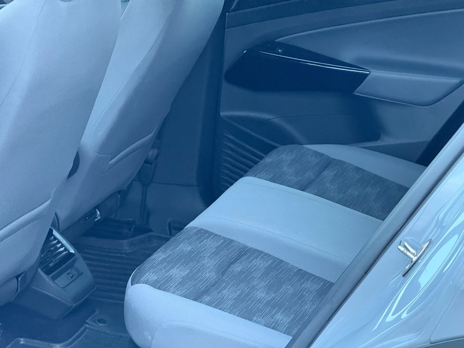 VW ID.4 Pure* 55 kWh | Mobile.bg � ����������� 15