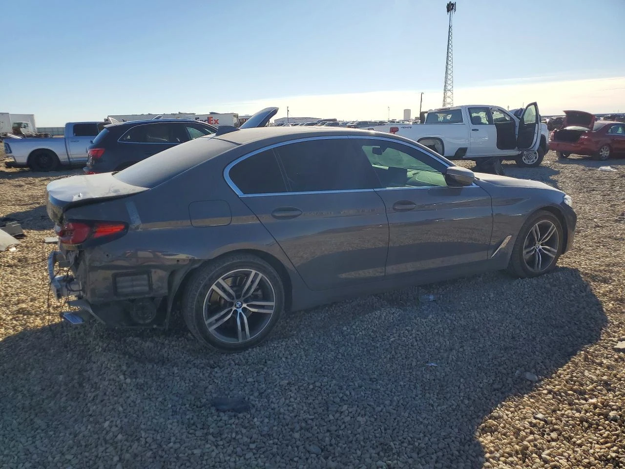 BMW 530 2.0l Xi, снимка 3 - Автомобили и джипове - 53939445