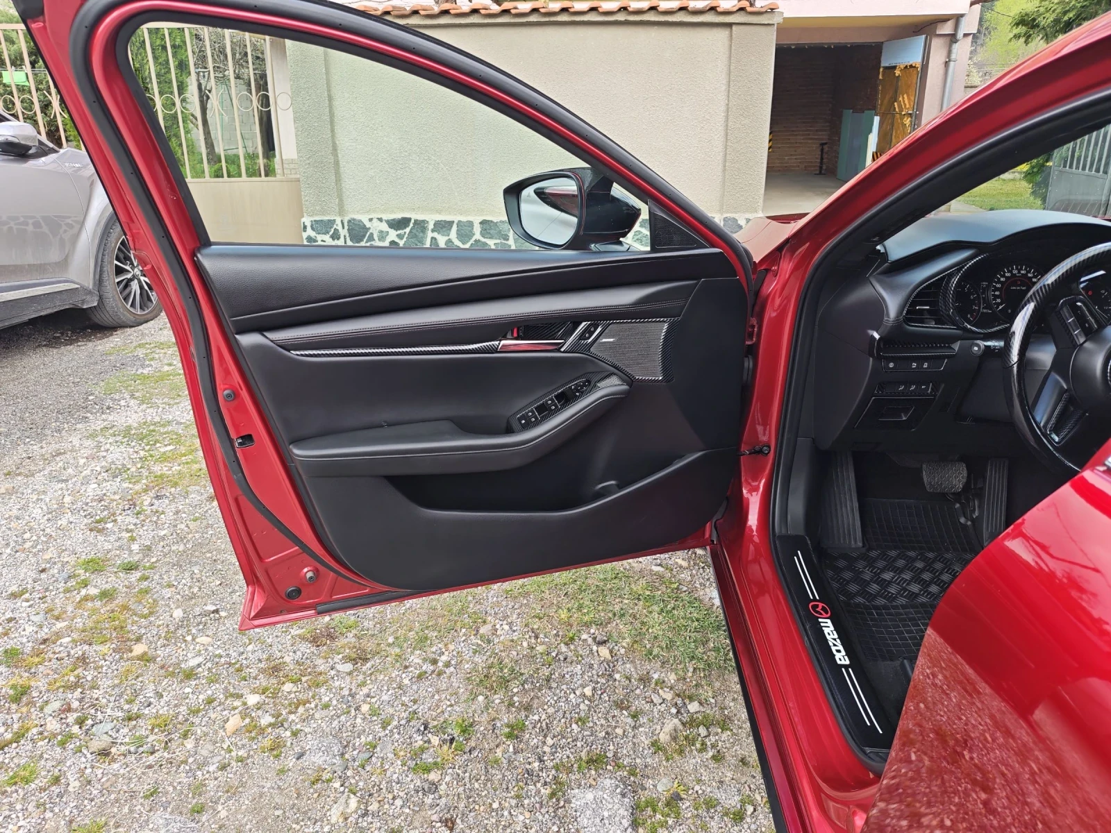 Mazda 3, снимка 12 - Автомобили и джипове - 54180659