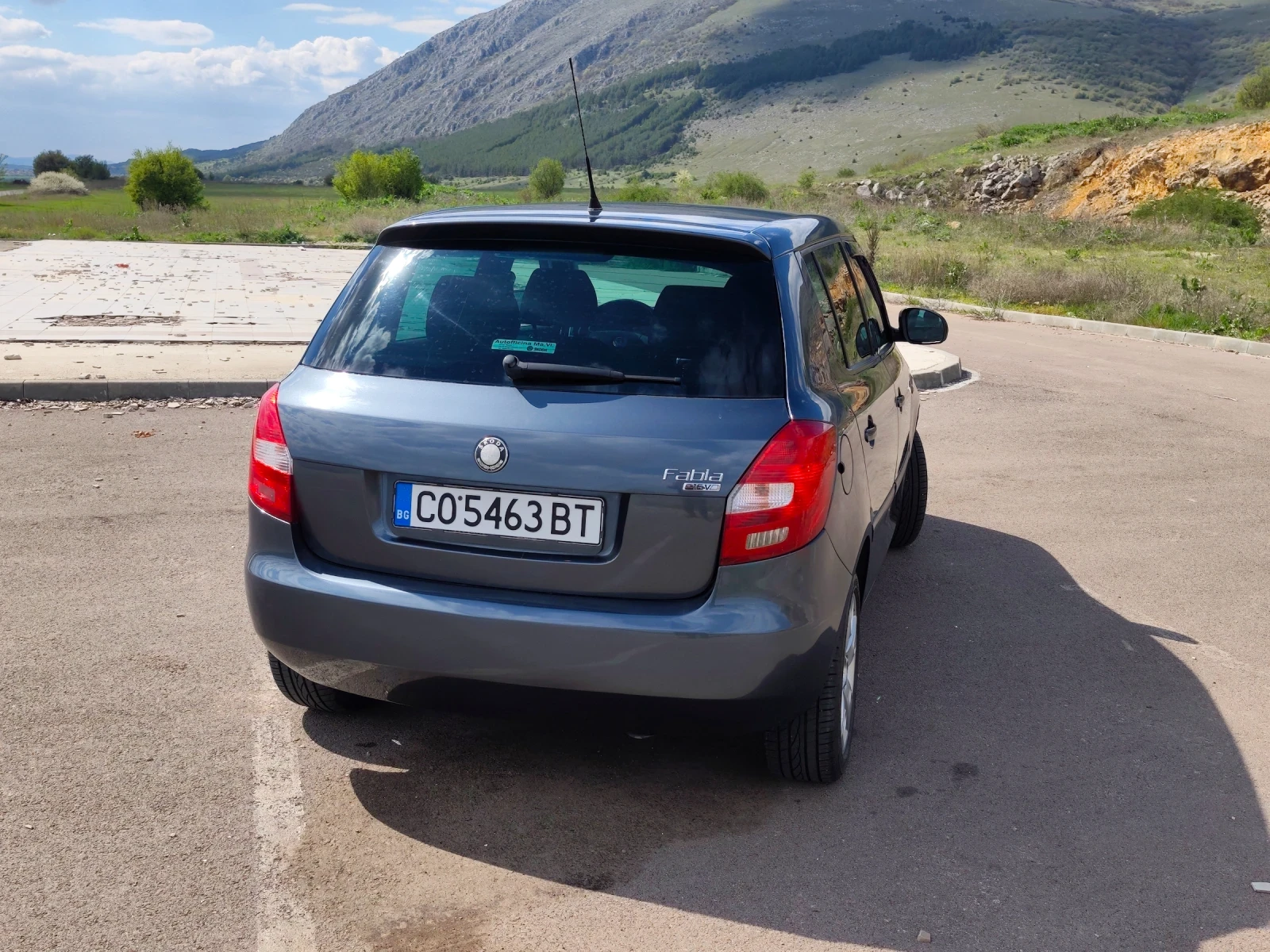Skoda Fabia 1.6i, снимка 4 - Автомобили и джипове - 54303961