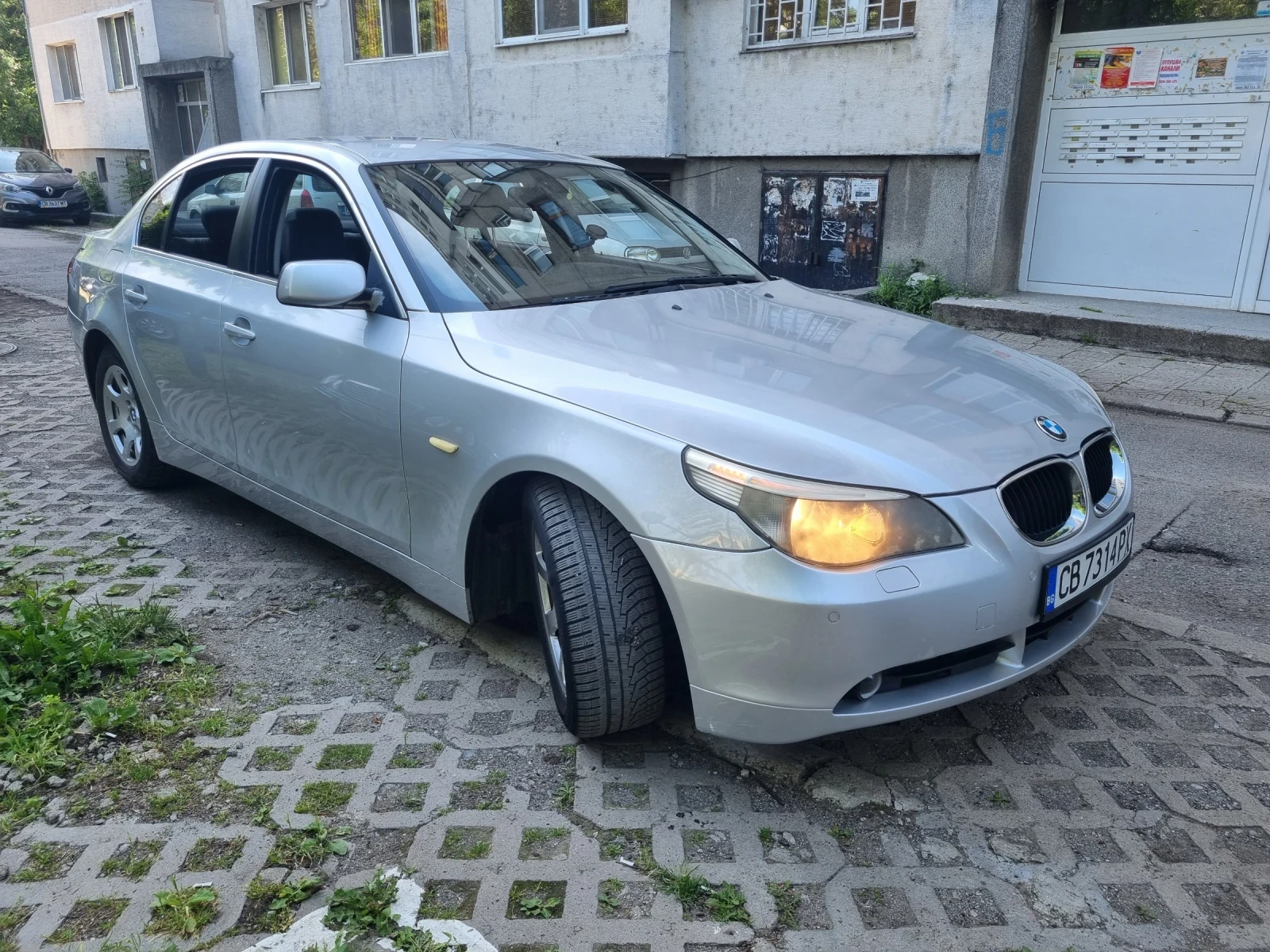BMW 530 D 218hp, снимка 3 - Автомобили и джипове - 54988100
